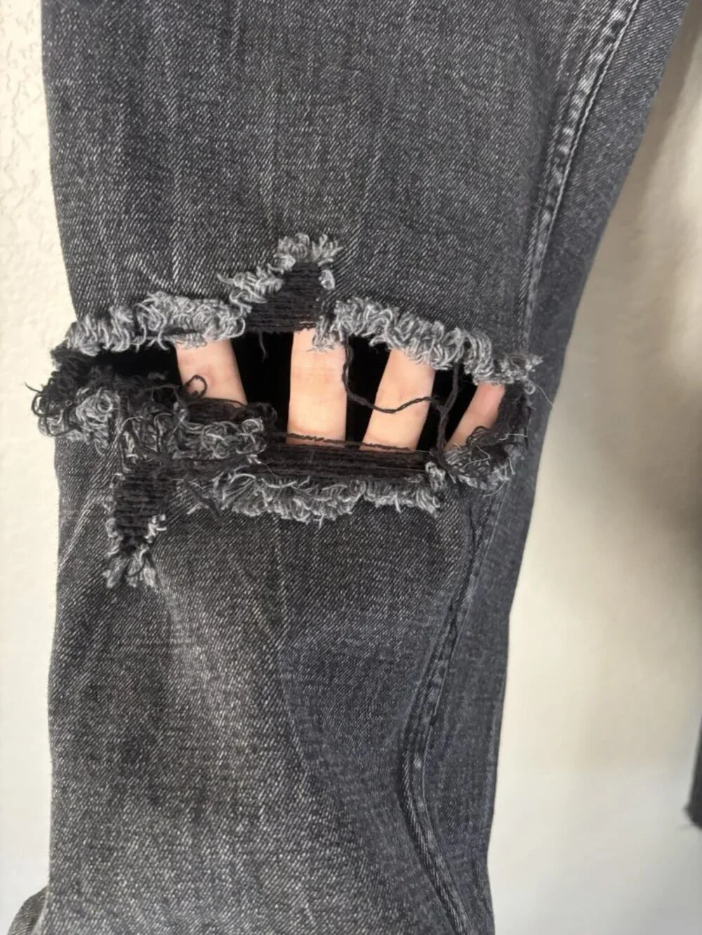 Abercrombie & Fitch Women's Black Jeans Ultra High Rise Mom Jeans Sz 28 6R